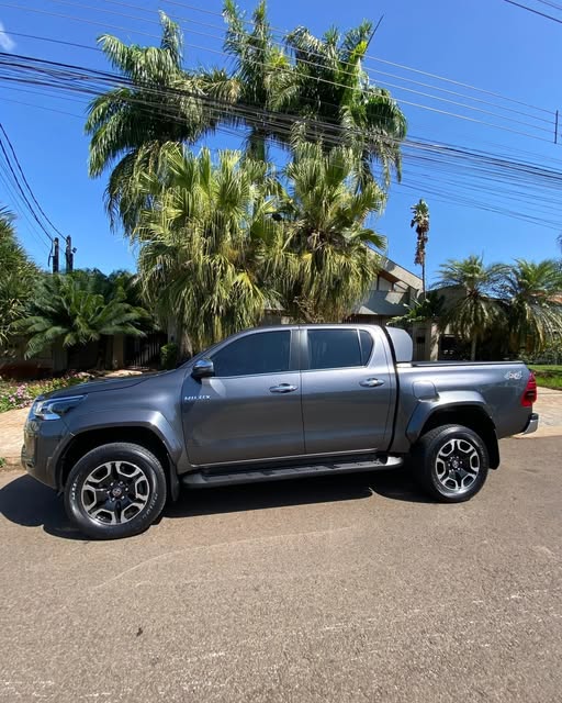 TOYOTA HILUX SRX PLUS - Imagem 5