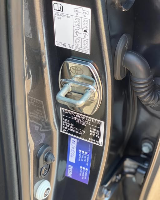 TOYOTA HILUX SRX PLUS - Imagem 10