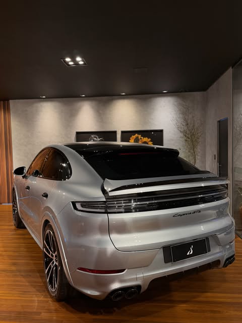 PORSCHE CAYENNE GTS - Imagem 16