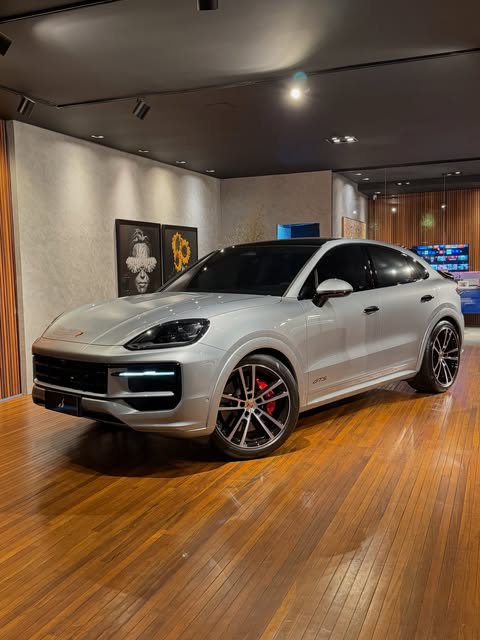 PORSCHE CAYENNE GTS - Imagem 6