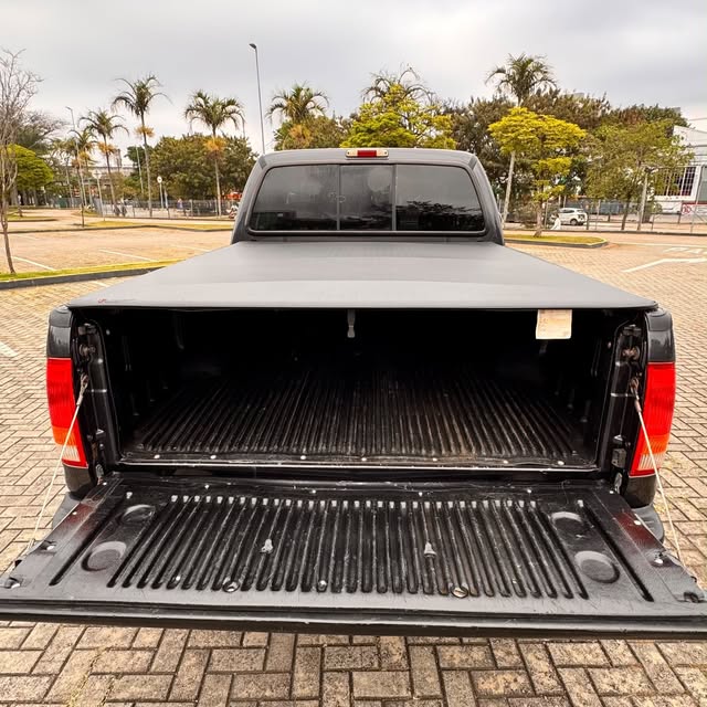 FORD F-250 XLT-L - Imagem 11