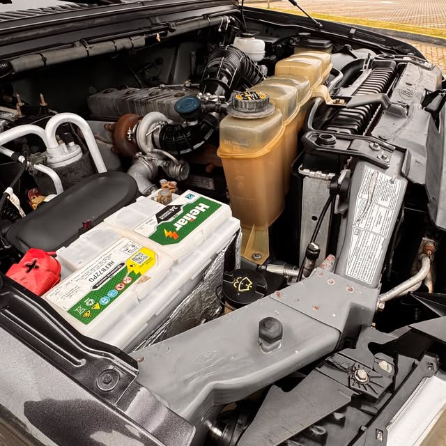 FORD F-250 XLT-L - Imagem 19