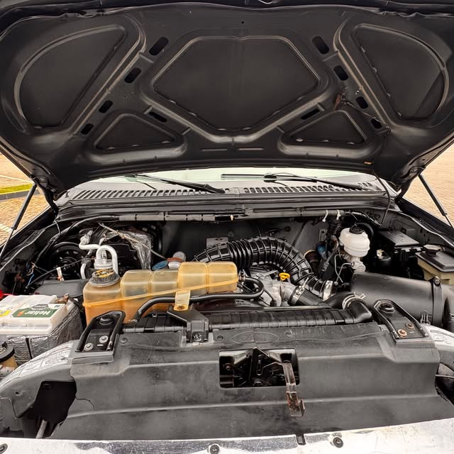 FORD F-250 XLT-L - Imagem 20