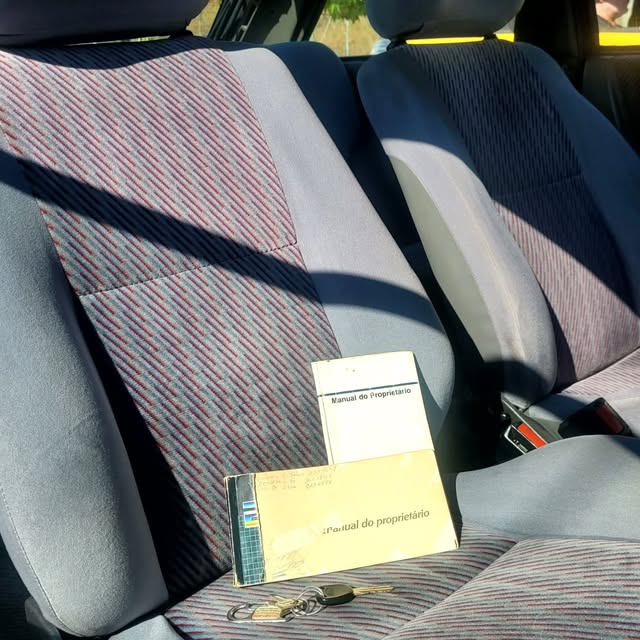 FORD ESCORT XR3 - Imagem 11