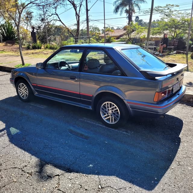 FORD ESCORT XR3 - Imagem 6