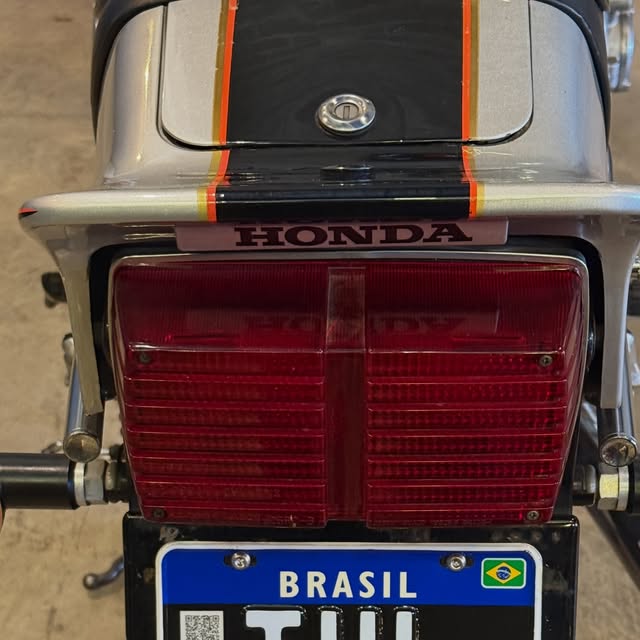 HONDA CBX 1050 - Imagem 5