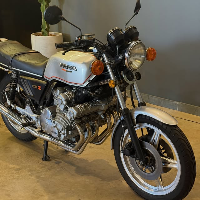 HONDA CBX 1050 - Imagem 6