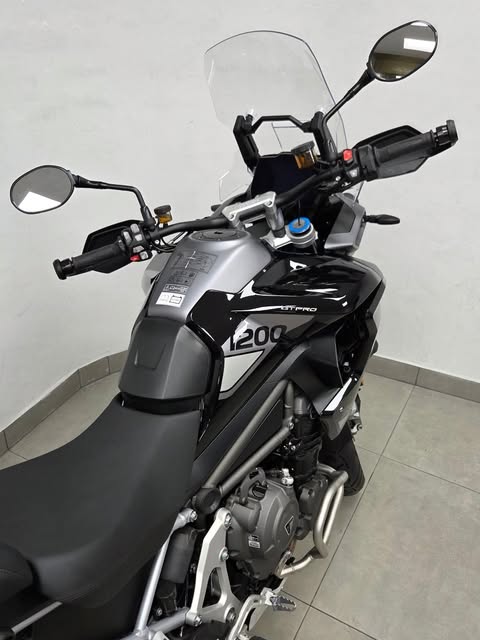 TRIUMPH TIGER GT PRO - Imagem 10