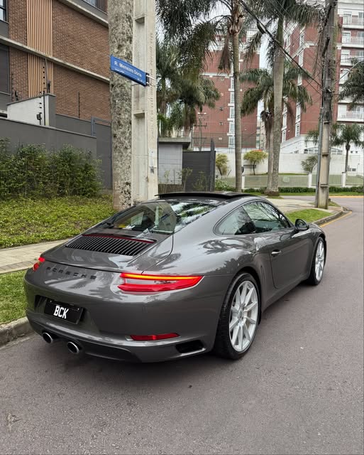 PORSCHE 911 CARRERA S - Imagem 5