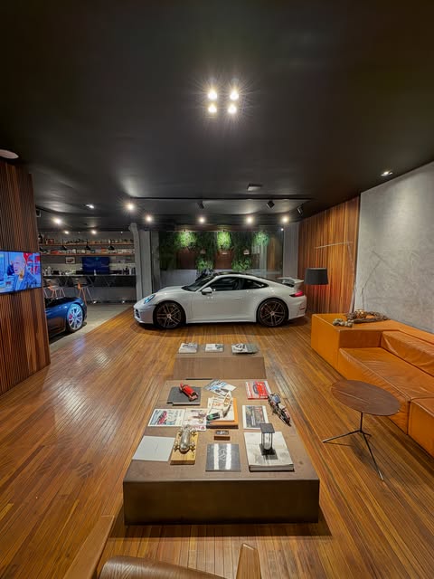 PORSCHE 911 CARRERA 992.2 - Imagem 19