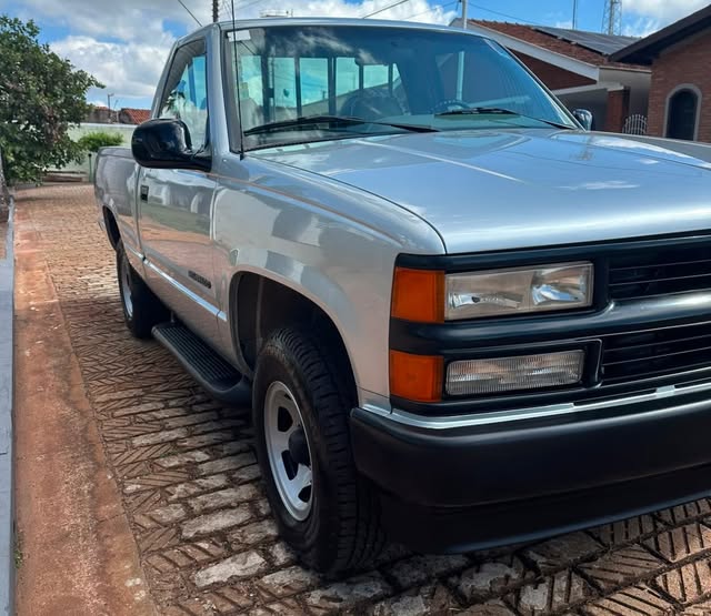 CHEVROLET SILVERADO - Imagem 3