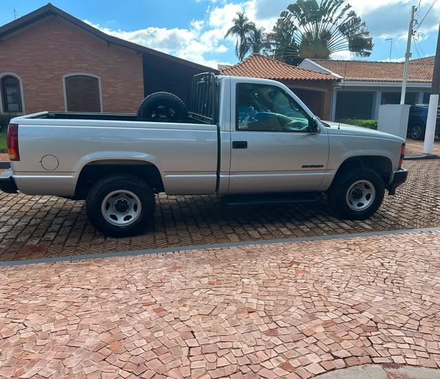 CHEVROLET SILVERADO - Imagem 6