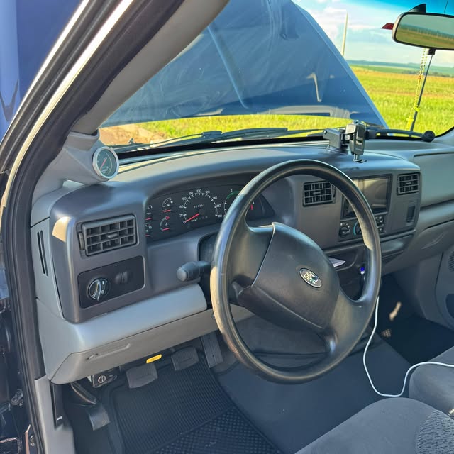 FORD F-250 XLT-L - Imagem 12