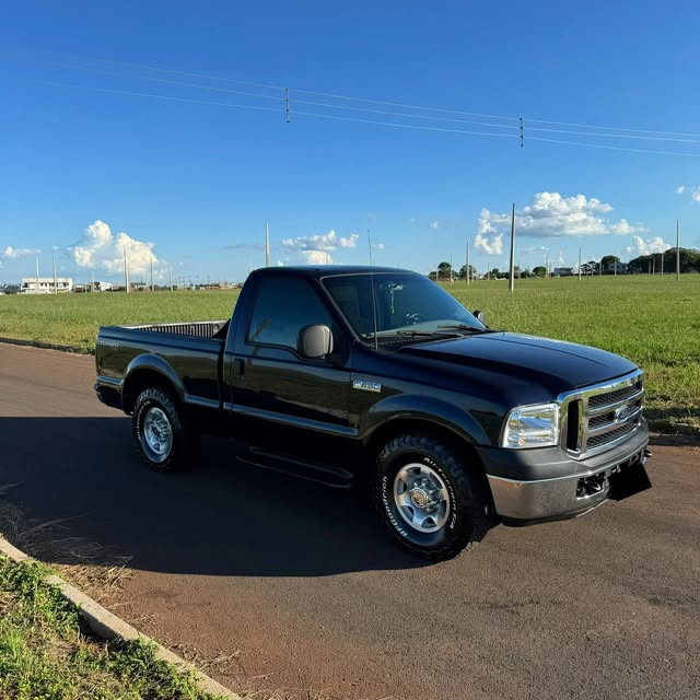 FORD F-250 XLT-L - Imagem 3