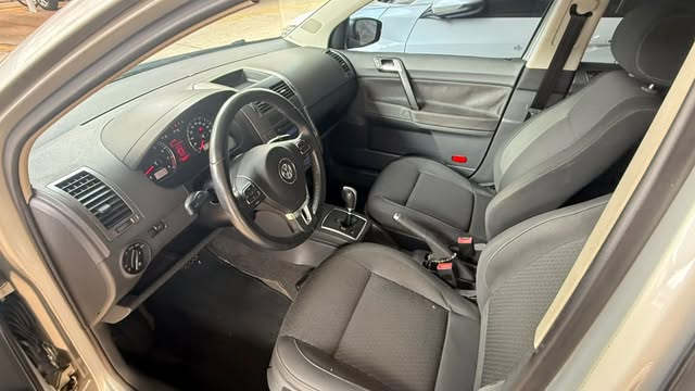 VOLKSWAGEN POLO COMFORTLINE 1.6 I-MOTION - Imagem 15