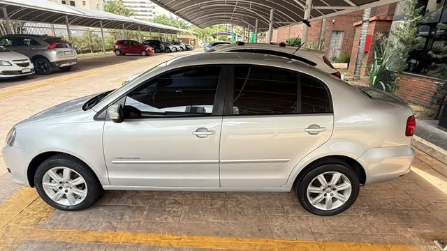 VOLKSWAGEN POLO COMFORTLINE 1.6 I-MOTION - Imagem 6