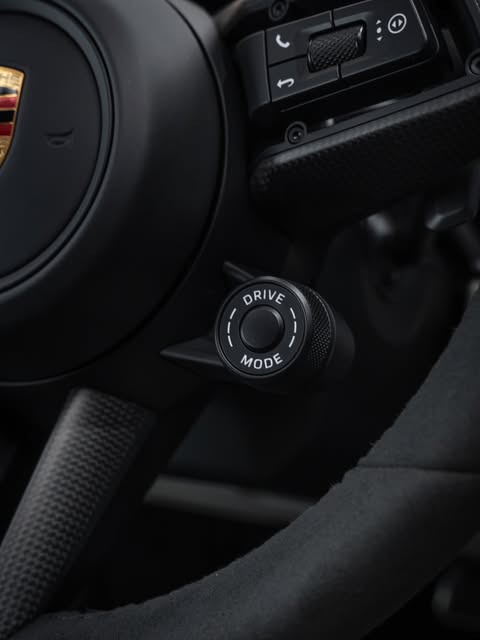 PORSCHE 911 TURBO S - Imagem 6