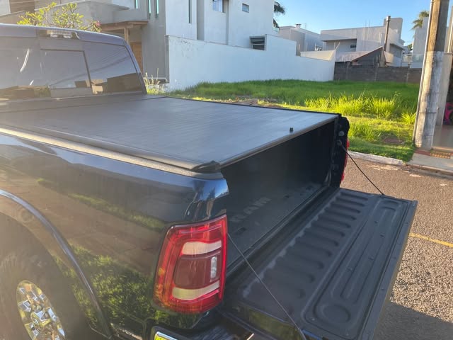 RAM 3500 LARAMIE - Imagem 8