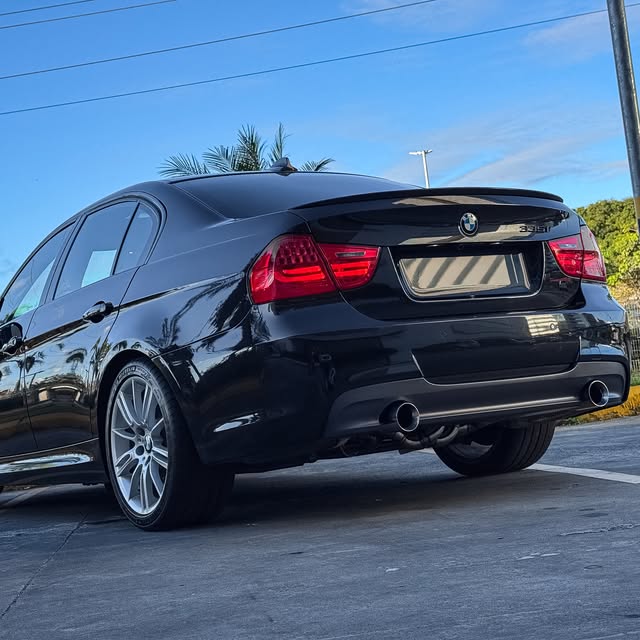 BMW 335I - Imagem 3