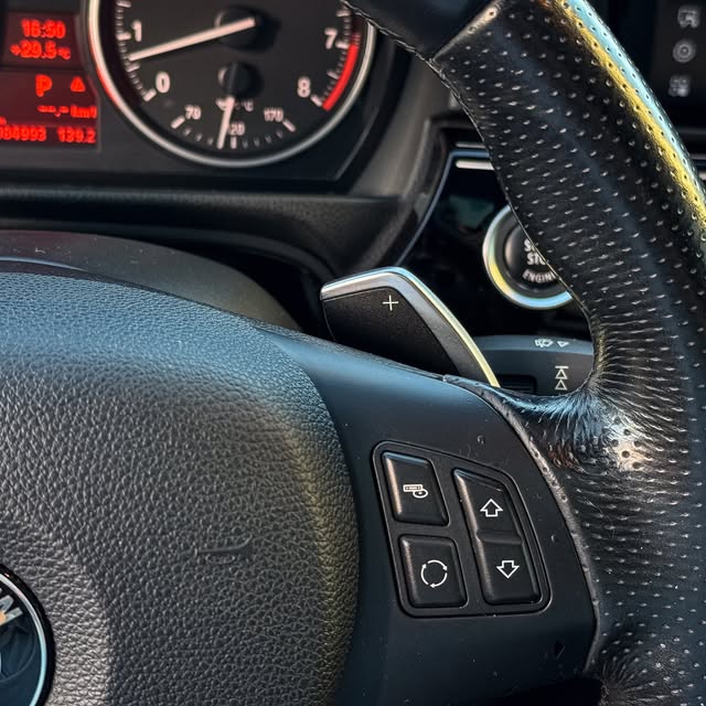 BMW 335I - Imagem 8