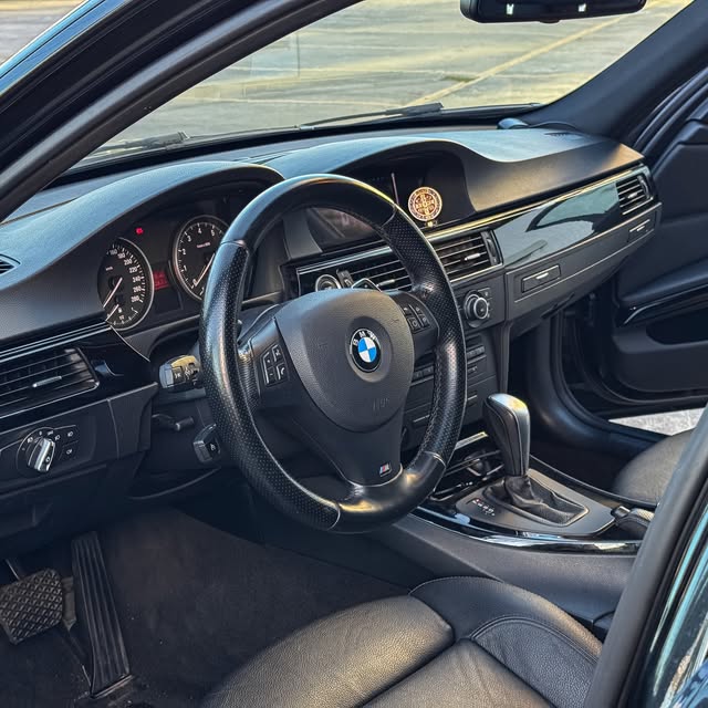BMW 335I - Imagem 9