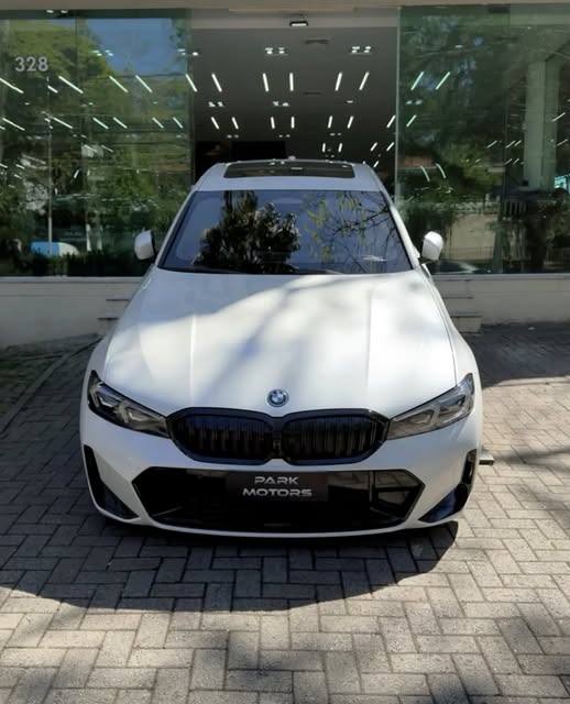 BMW 330E M SPORT - Imagem 3