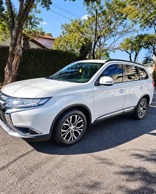 MITSUBISHI OUTLANDER - Imagem 9