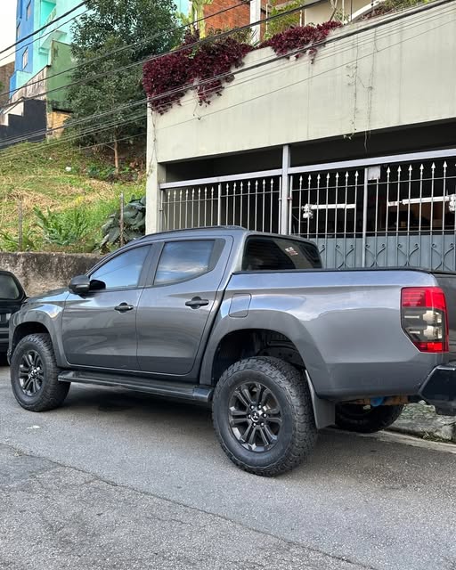 MITSUBISHI L200 TRITON SPORT HPE-S - Imagem 4