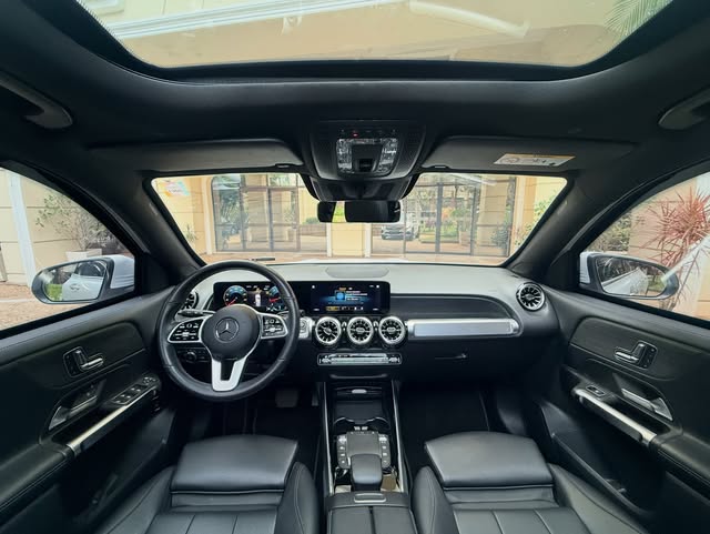 MERCEDES-BENZ GLB - Imagem 6