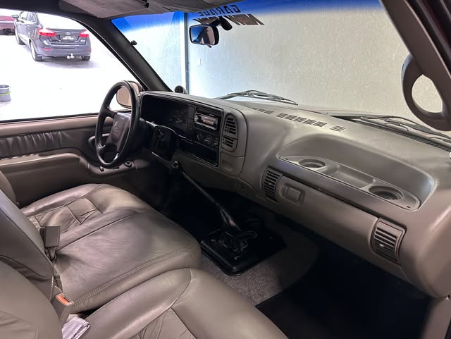 CHEVROLET SILVERADO - Imagem 12