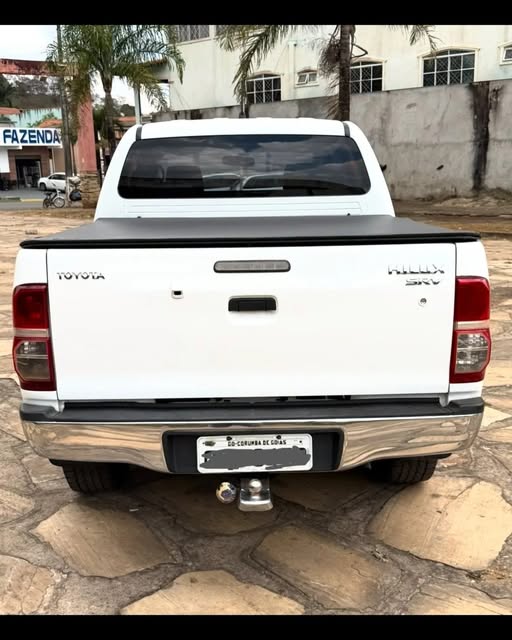 TOYOTA HILUX SRV - Imagem 3