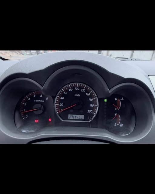 TOYOTA HILUX SRV - Imagem 5