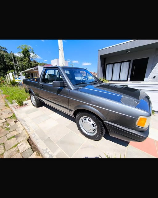 VOLKSWAGEN SAVEIRO GL - Imagem 15