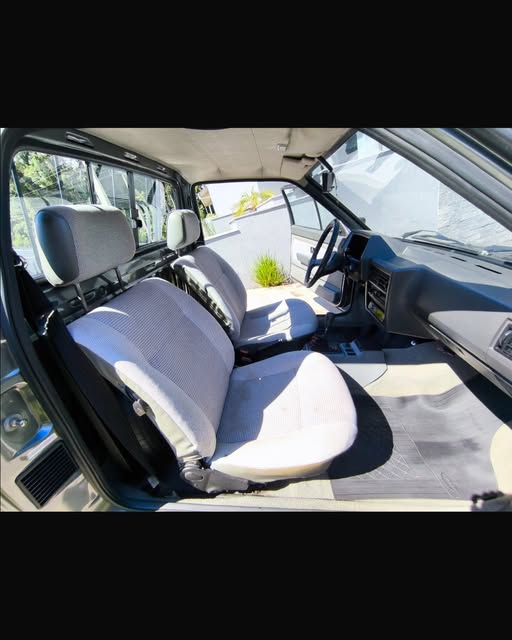 VOLKSWAGEN SAVEIRO GL - Imagem 3