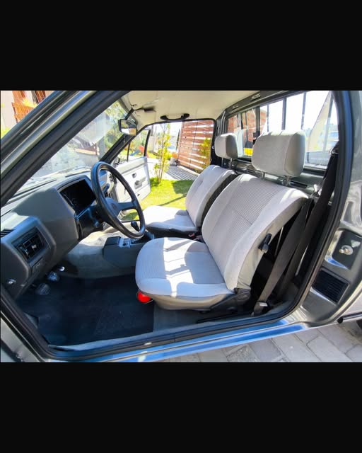 VOLKSWAGEN SAVEIRO GL - Imagem 4