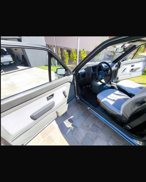 VOLKSWAGEN SAVEIRO GL - Imagem 5