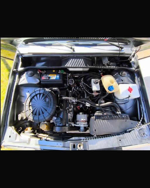 VOLKSWAGEN SAVEIRO GL - Imagem 7