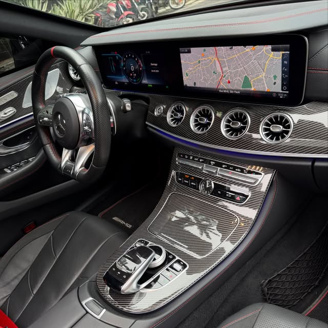 MERCEDES-BENZ CLS53 AMG - Imagem 9
