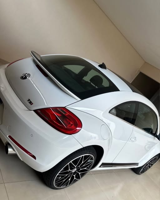 VOLKSWAGEN FUSCA TSI 2.0 TURBO - Imagem 11