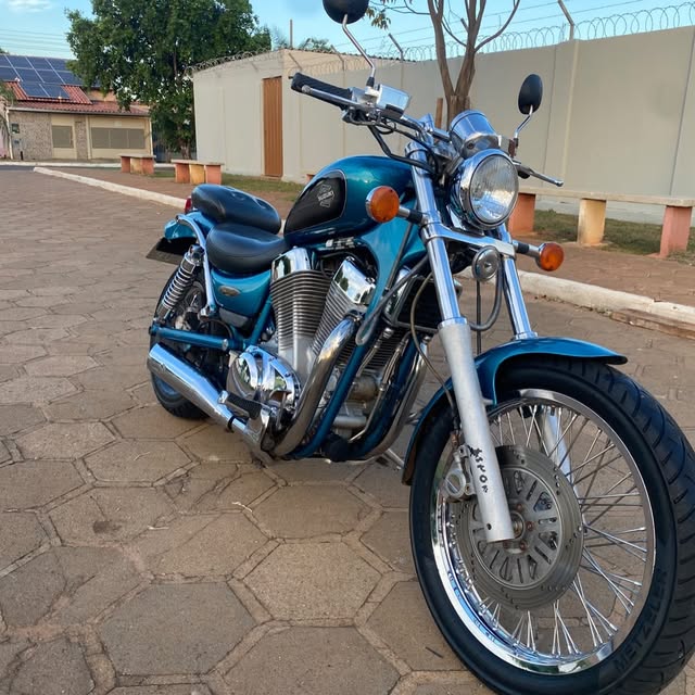 SUZUKI INTRUDER - Imagem 3