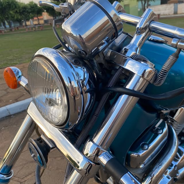 SUZUKI INTRUDER - Imagem 4