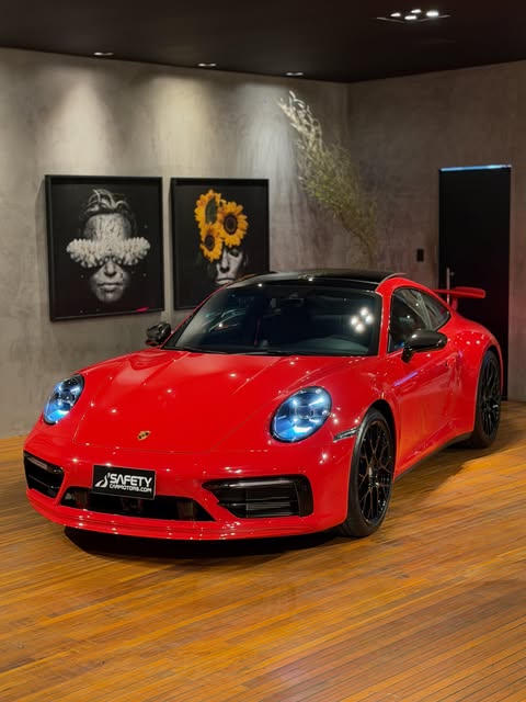 PORSCHE 911 CARRERA S - Imagem 16