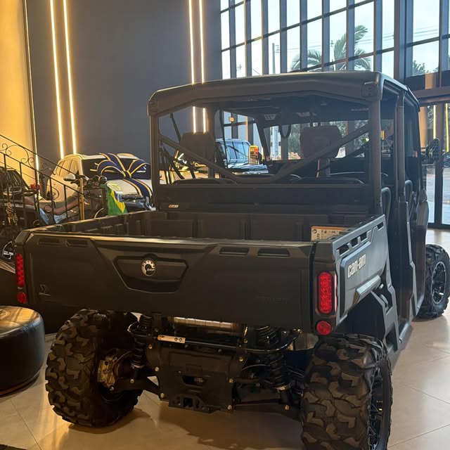 CAN-AM DEFENDER - Imagem 4