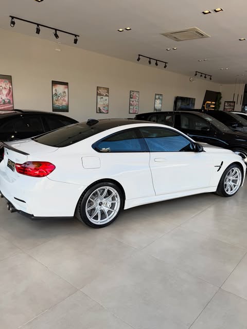 BMW M4 - Imagem 15