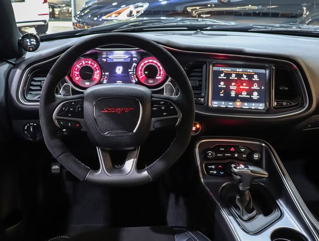 DODGE CHALLENGER SRT DEMON - Imagem 9