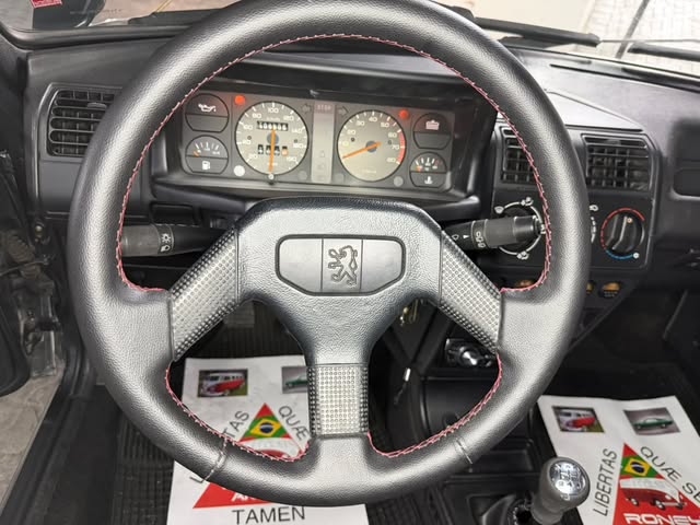 PEUGEOT 205 XSI - Imagem 15