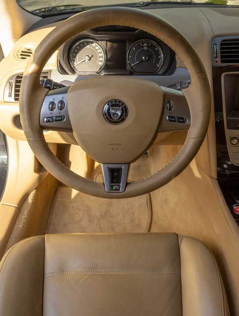 JAGUAR XKR R - Imagem 4