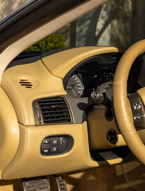 JAGUAR XKR R - Imagem 7