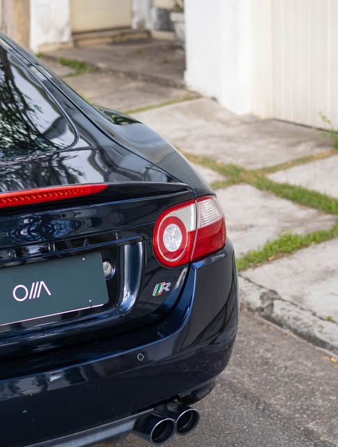 JAGUAR XKR R - Imagem 9