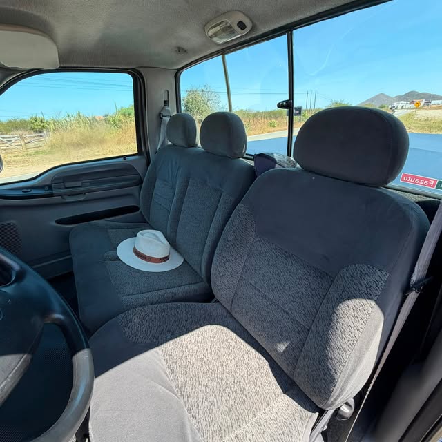 FORD F-250 XLT-L - Imagem 16